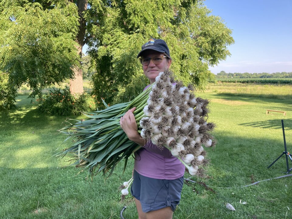 Rooted in Community: Jennifer Viktora-Cuomo with Wonder Farm Earth in Illinois